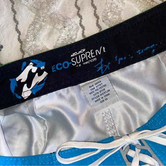 Billabong 20” board shorts - Picture 4 of 4